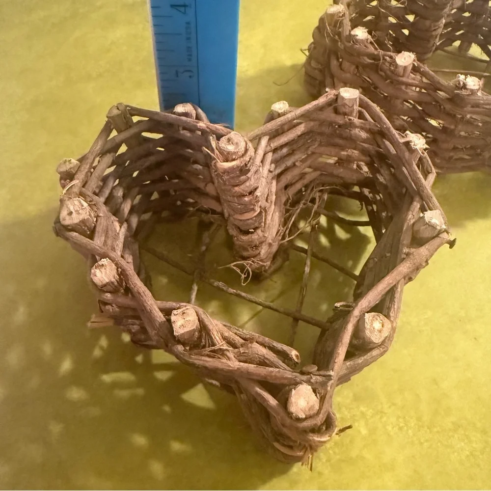 Heart-Shaped Twig Baskets